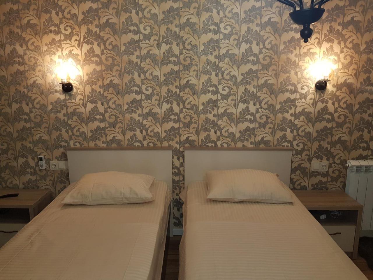 Piazza Batumi Guesthouse Exterior photo