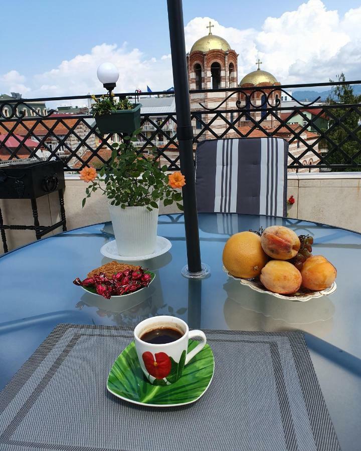 Piazza Batumi Guesthouse Exterior photo